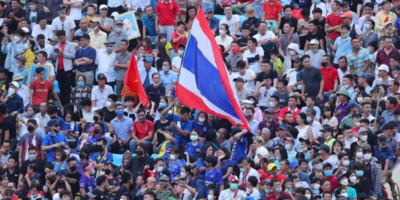 Cách tổ chức cổ vũ của người Thái