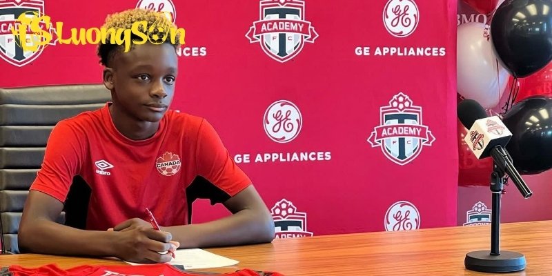 Jahziye Crooks Foster sinh năm 2009, lớn lên tại Ontario