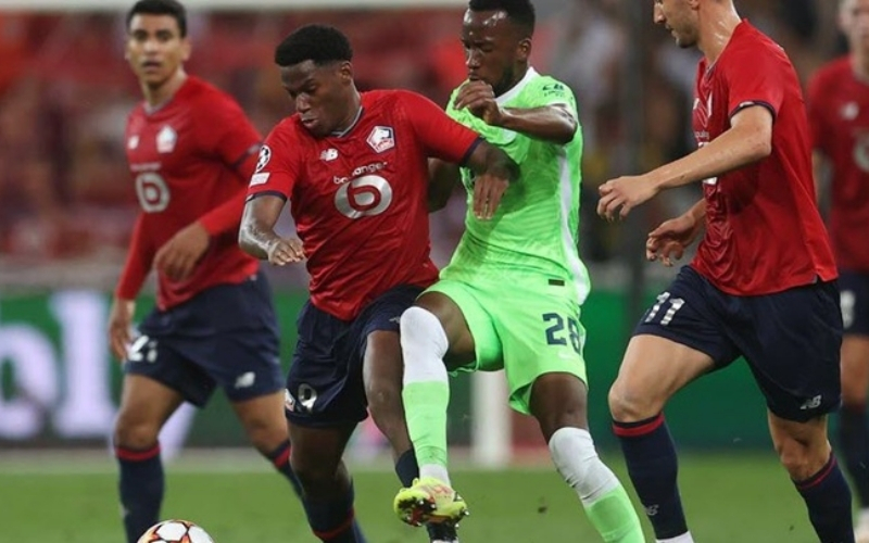 Frankfurt - Wolfsburg (1-1): Cả Hai Đội Đều Không Tìm Được Chiến Thắng.