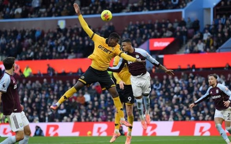 Phân tích đội hình và tình hình chấn thương