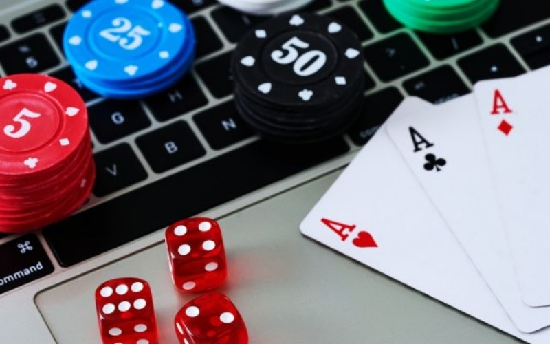 Nguyên lý phân tích lá bài trong trò chơi trực tuyến